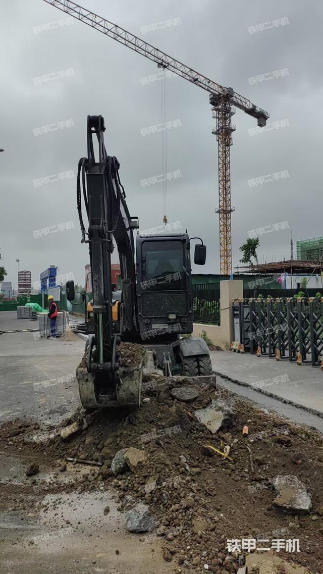 新源C75W挖掘机