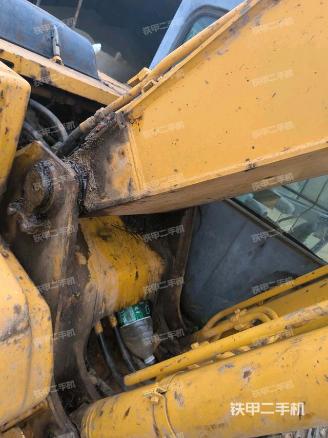 小臂整体右前（工作和回转装置）