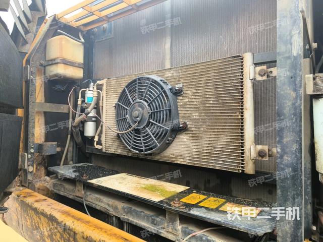 液压泵斜45 右（大件舱室）