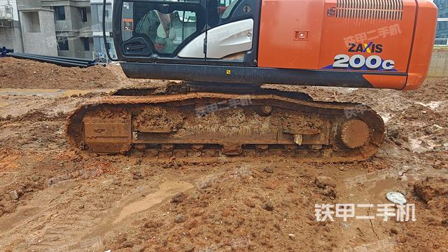 驾驶室整体（整机外观）