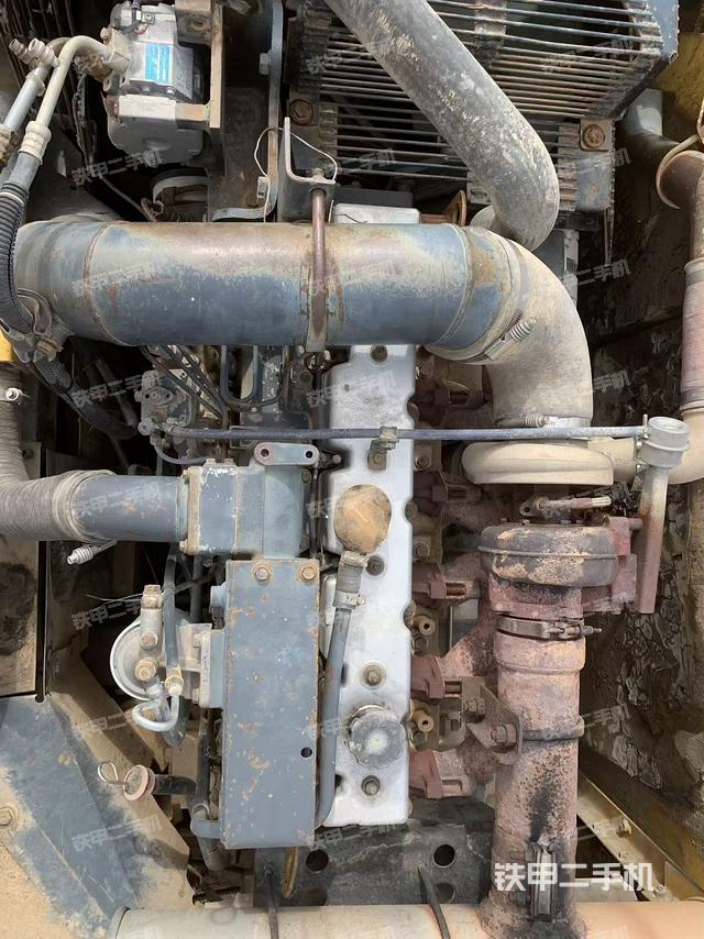 发动机整体俯视（整机外观）