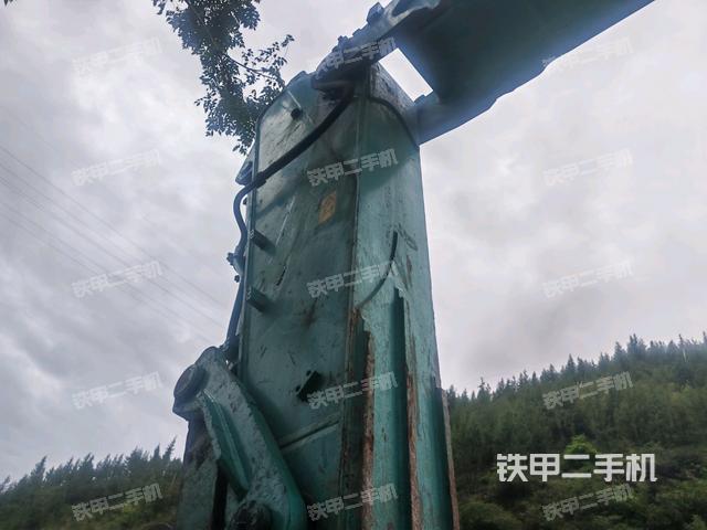 小臂整体右前（工作和回转装置）