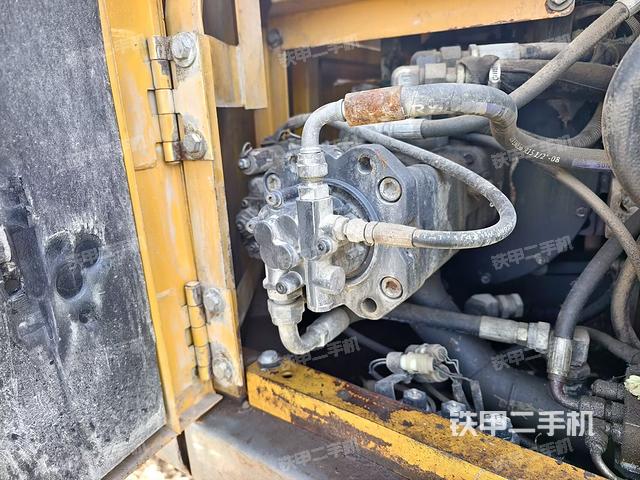 液壓泵室（大件艙室）