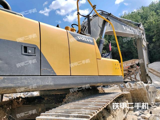 整机右后45°（整机外观）