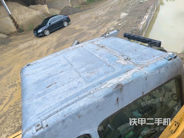 中央回转接头特写（上车部件）