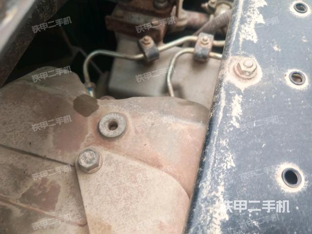 中央回转接头特写（上车部件）