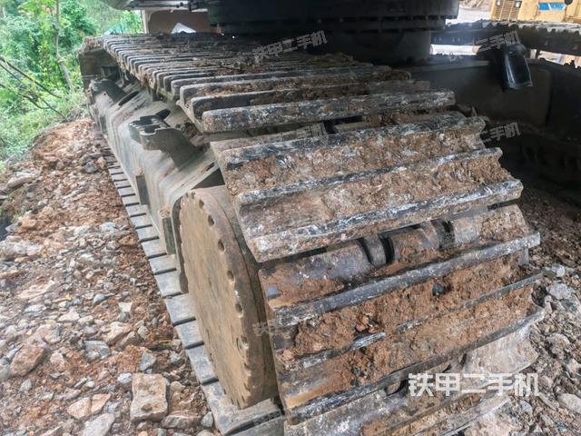 右侧履带整体（行走机构）