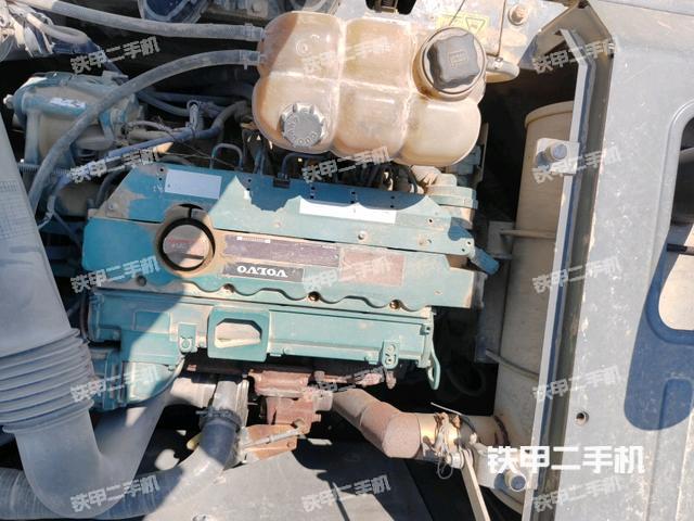 发动机整体俯视（整机外观）