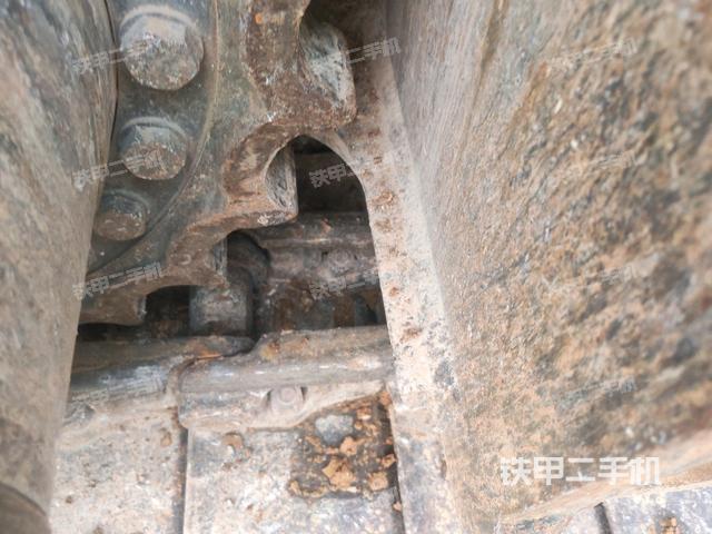 右侧行走马达盖板（行走机构）