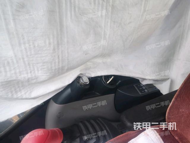 顶棚整体（驾驶室部分）