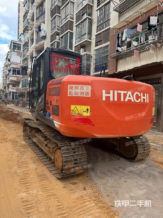 單側(cè)履帶整體（整機(jī)外觀）