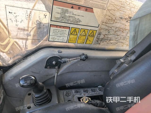 后窗玻璃角標(biāo)（駕駛室部分）