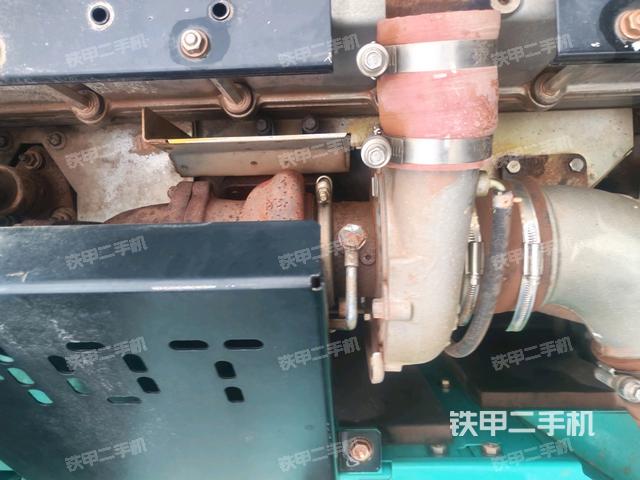 气门室盖螺丝特写（上车部件）