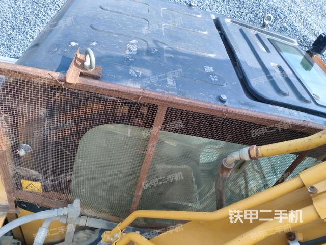 駕駛室頂部（整機(jī)外觀）