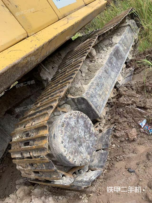 单侧履带整体（整机外观）