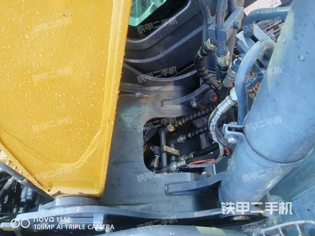 大臂根部 斜视（工作和回转装置）