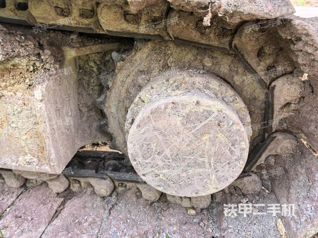 左托鏈輪和鏈筋（行走機(jī)構(gòu)）