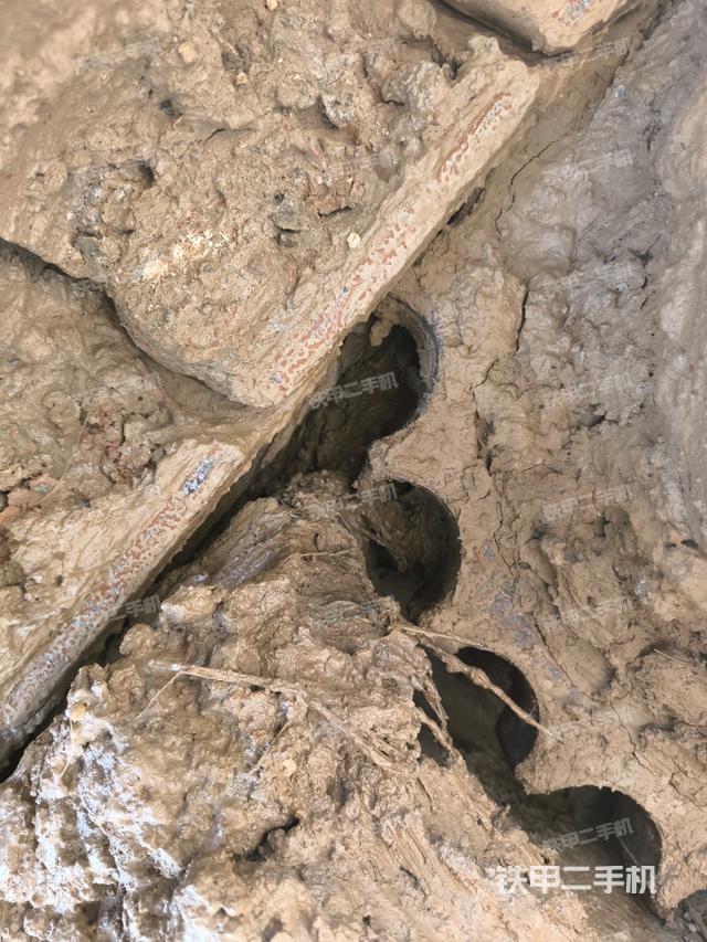 右侧行走马达盖板（行走机构）