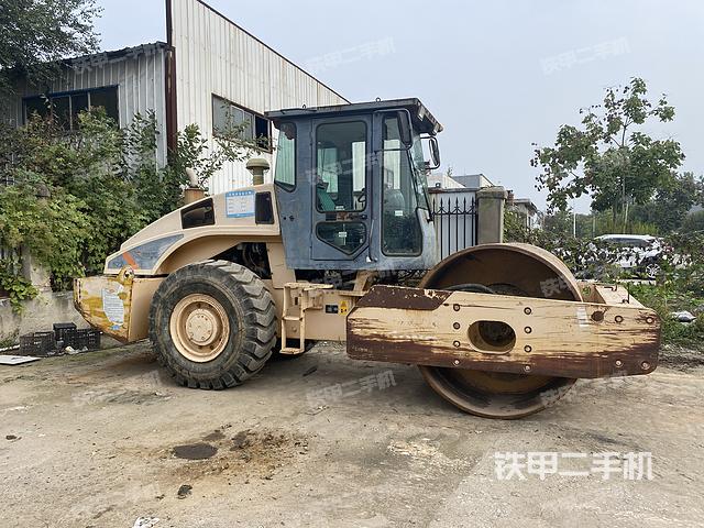 整机右后45°（设备外观及核心部件）