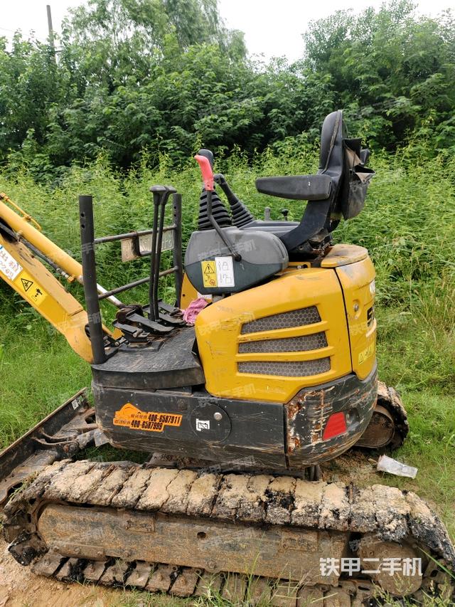 ?駕駛室正側(cè)（駕駛室部分）