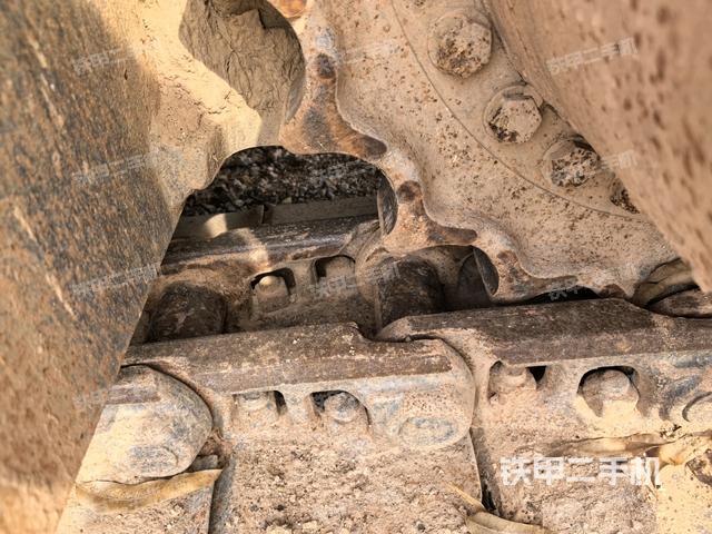 右侧履带整体（行走机构）