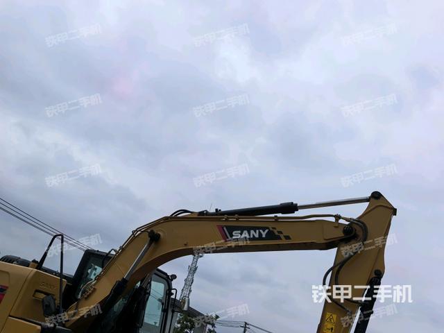 小臂整体左后（工作和回转装置）