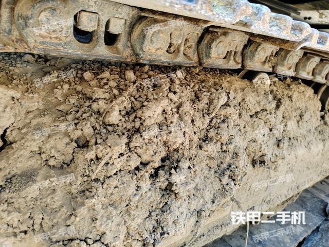 单侧履带整体（整机外观）