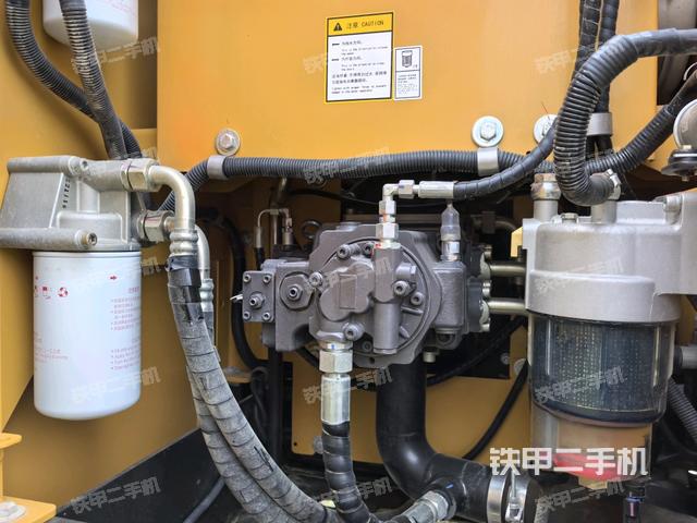 液压泵室（大件舱室）