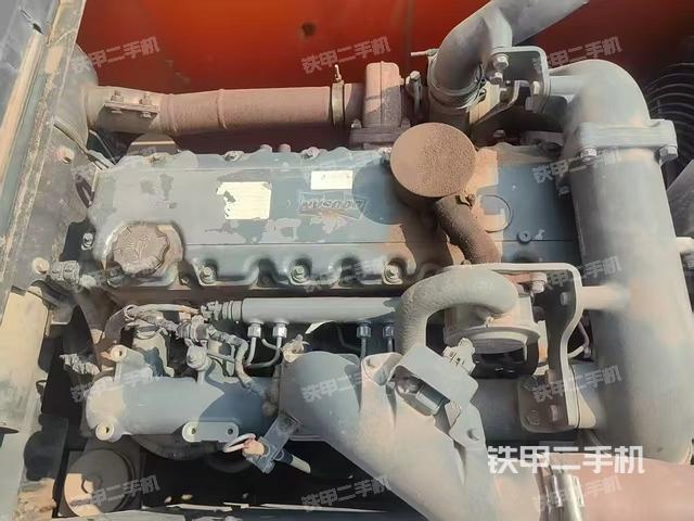 发动机整体俯视（整机外观）