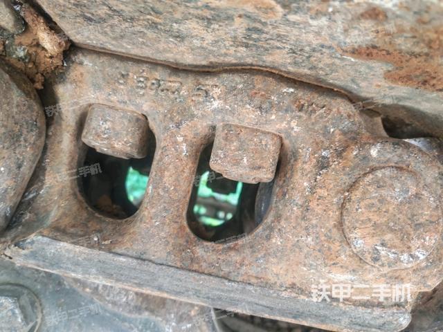 左侧行走马达盖板（行走机构）