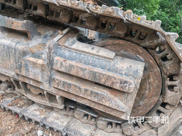 左导向轮（行走机构）