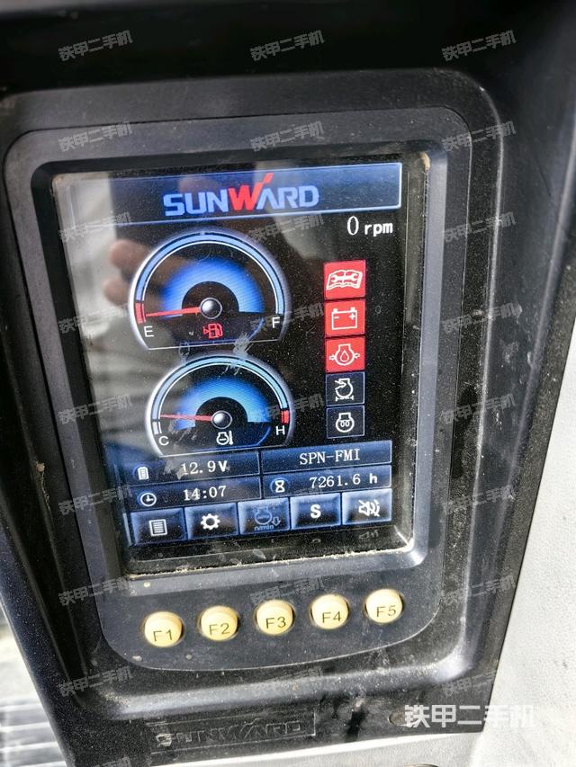 小時(shí)表（駕駛室部分）