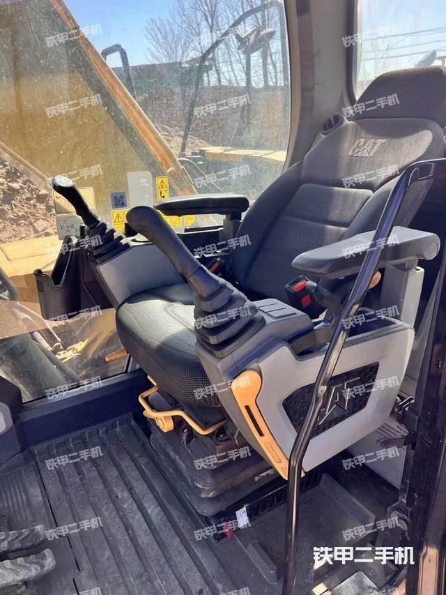 驾驶室整体（整机外观）