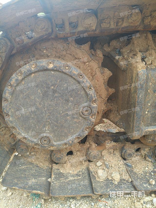 單側(cè)履帶整體（整機(jī)外觀）