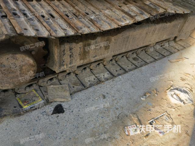 單側(cè)履帶整體（整機(jī)外觀）