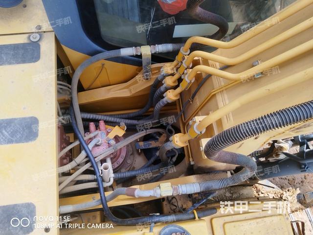 中央回轉(zhuǎn)接頭特寫（上車部件）