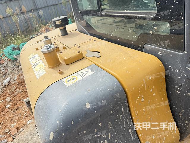 駕駛室整體（整機(jī)外觀）