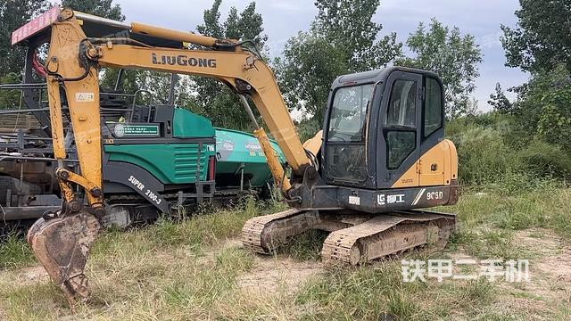 柳工CLG906D挖掘机