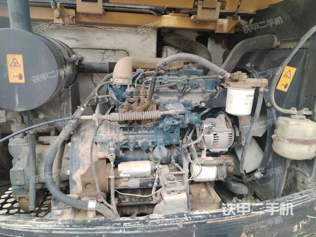 发动机整体俯视（整机外观）