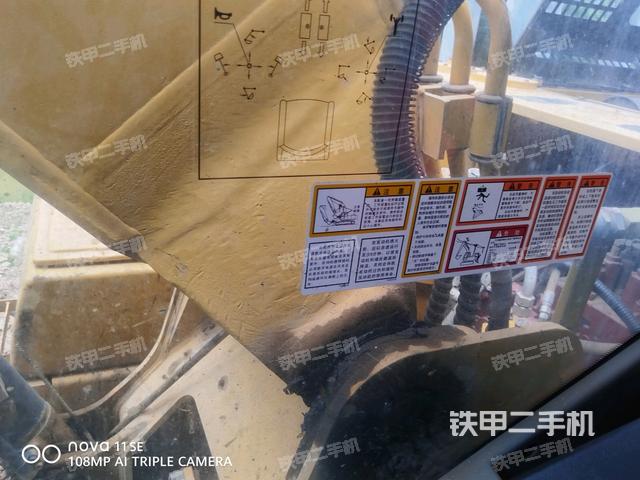 座椅左側(cè)控制臺/音響/含左手柄（駕駛室部分）