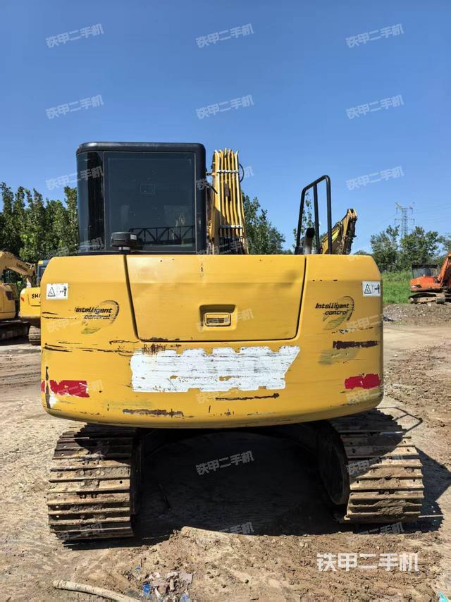 驾驶室整体（整机外观）