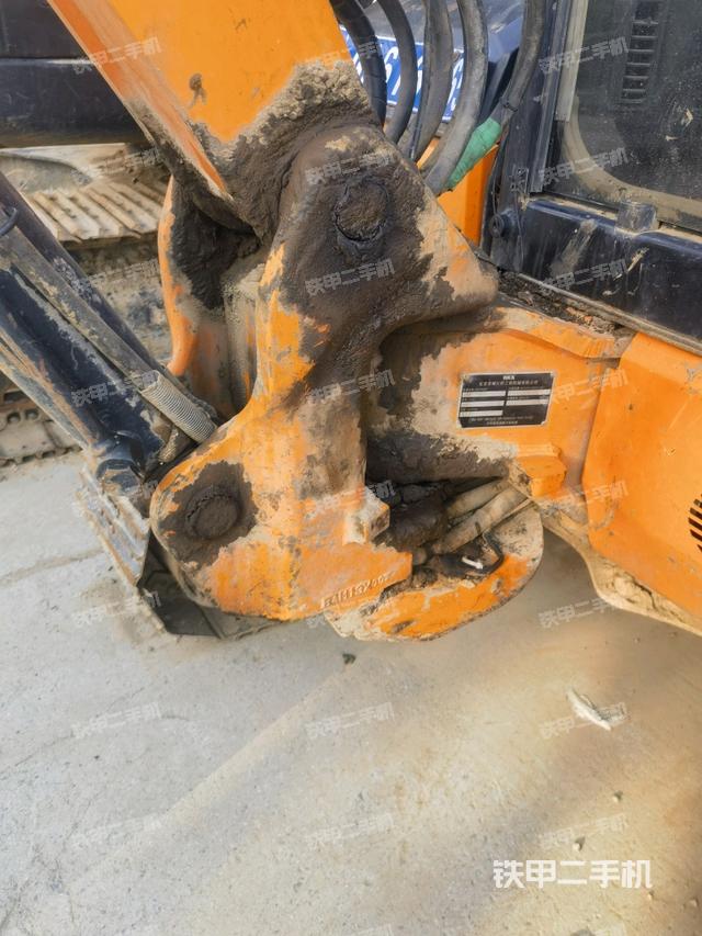 駕駛室整體（整機(jī)外觀）