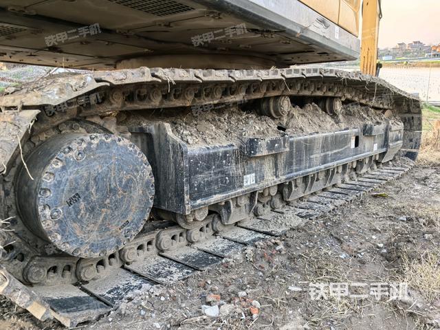 右侧履带整体（行走机构）