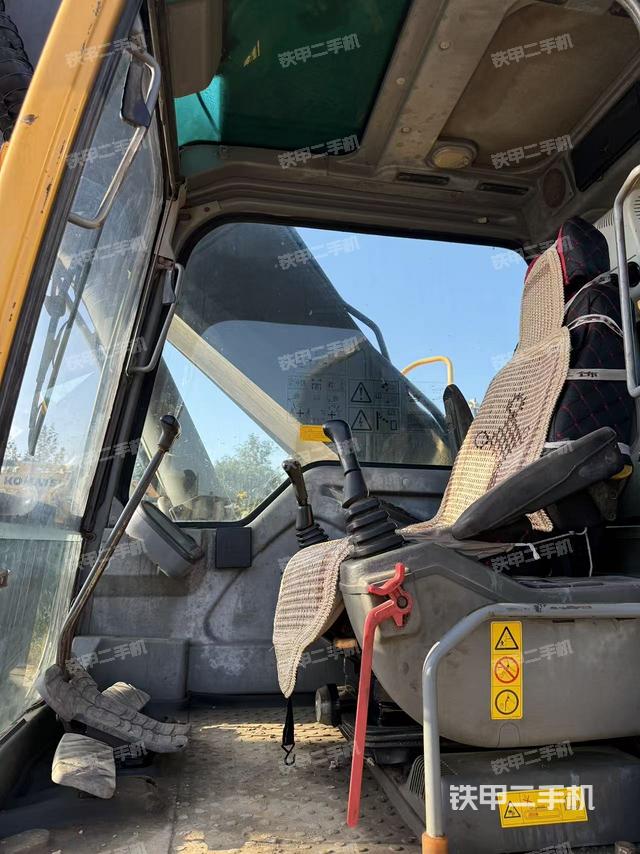 驾驶室整体（整机外观）