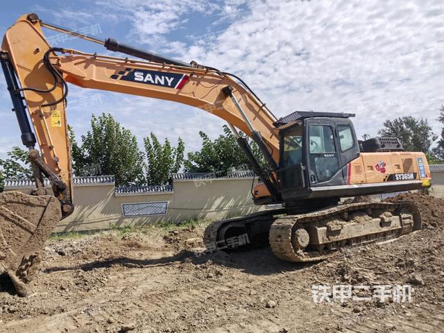 三一重工SY365H挖掘机