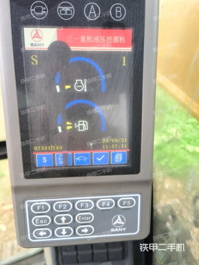 小時表(駕駛室部分) 小時表(駕駛室部分)