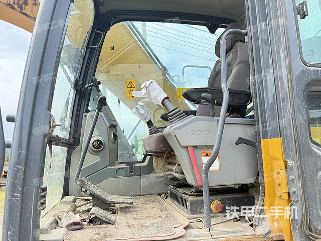 驾驶室整体（整机外观）