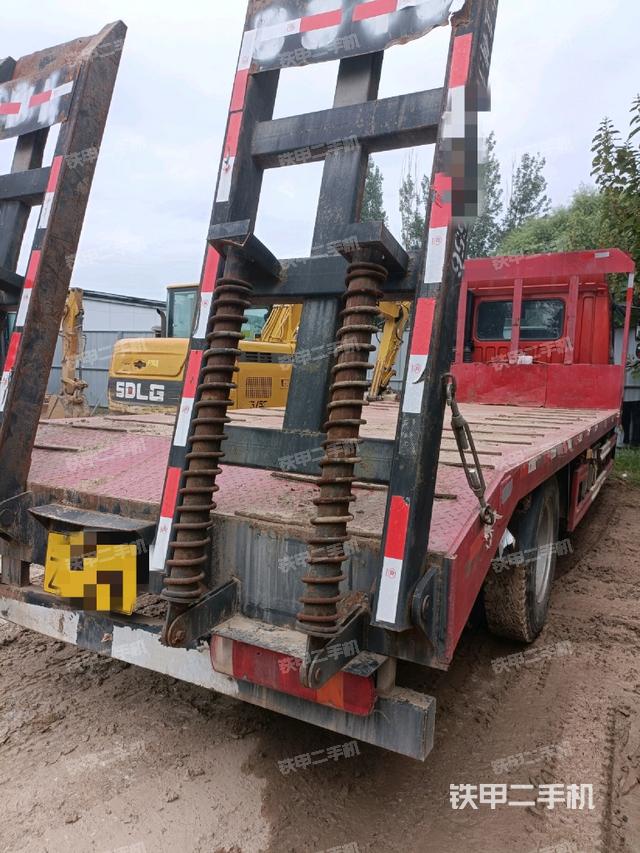 整機(jī)右后45°（設(shè)備外觀及核心部件）