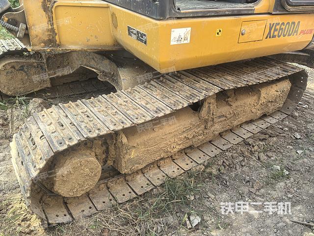 單側(cè)履帶整體（整機外觀）