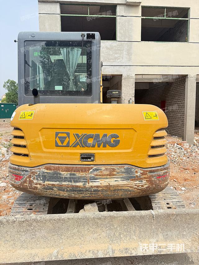 駕駛室頂部（整機(jī)外觀）